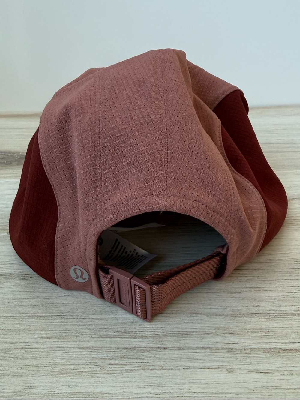 Lululemon Multi-Panel Running Hat in Red Clay/Rockwood - Picture 4 of 6